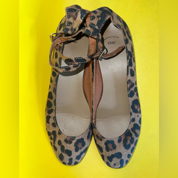 9 GAP fabric ballet animal print flats ankle strap buckle skimmer ballet NEW - Picture 8 of 9